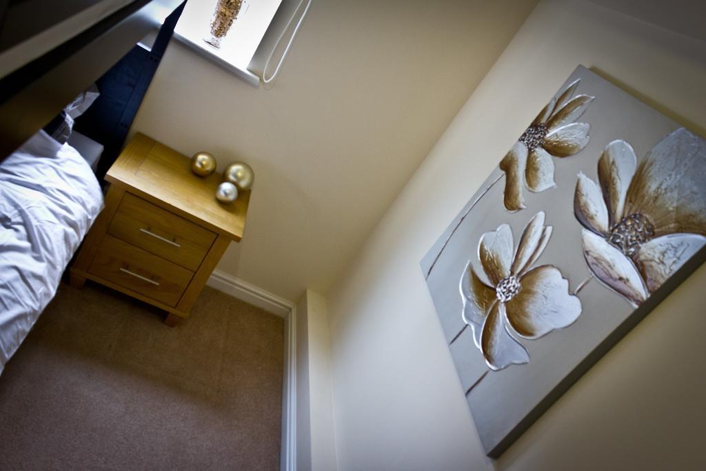 The Lindley Suite - Simple2Let Serviced Apartments هدرزفيلد الغرفة الصورة
