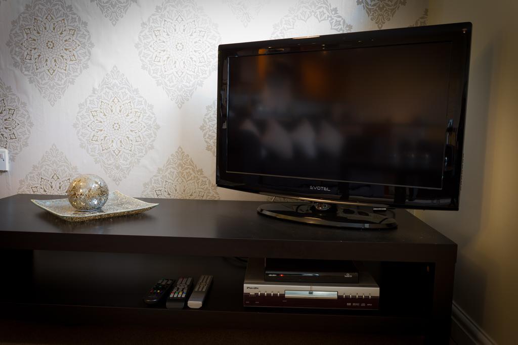 The Lindley Suite - Simple2Let Serviced Apartments هدرزفيلد الغرفة الصورة